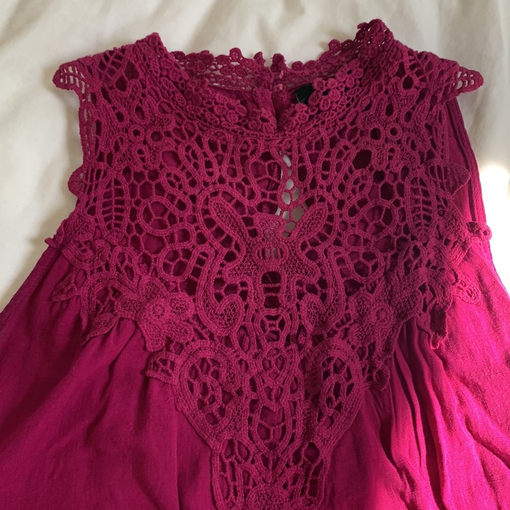 Vici Magenta Crochet sleeveless blouse